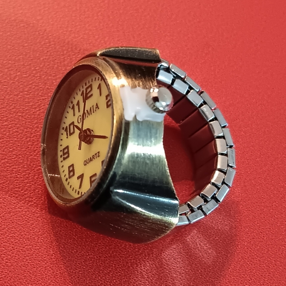 Ring Watch (NWOT)